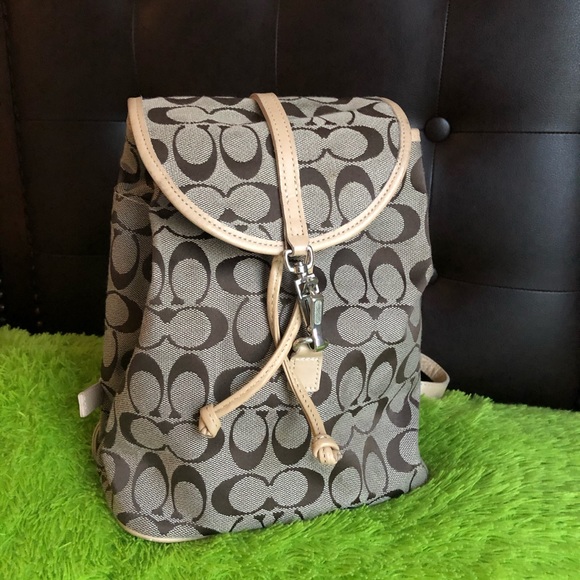 Coach small backpack - Picture 1 of 5